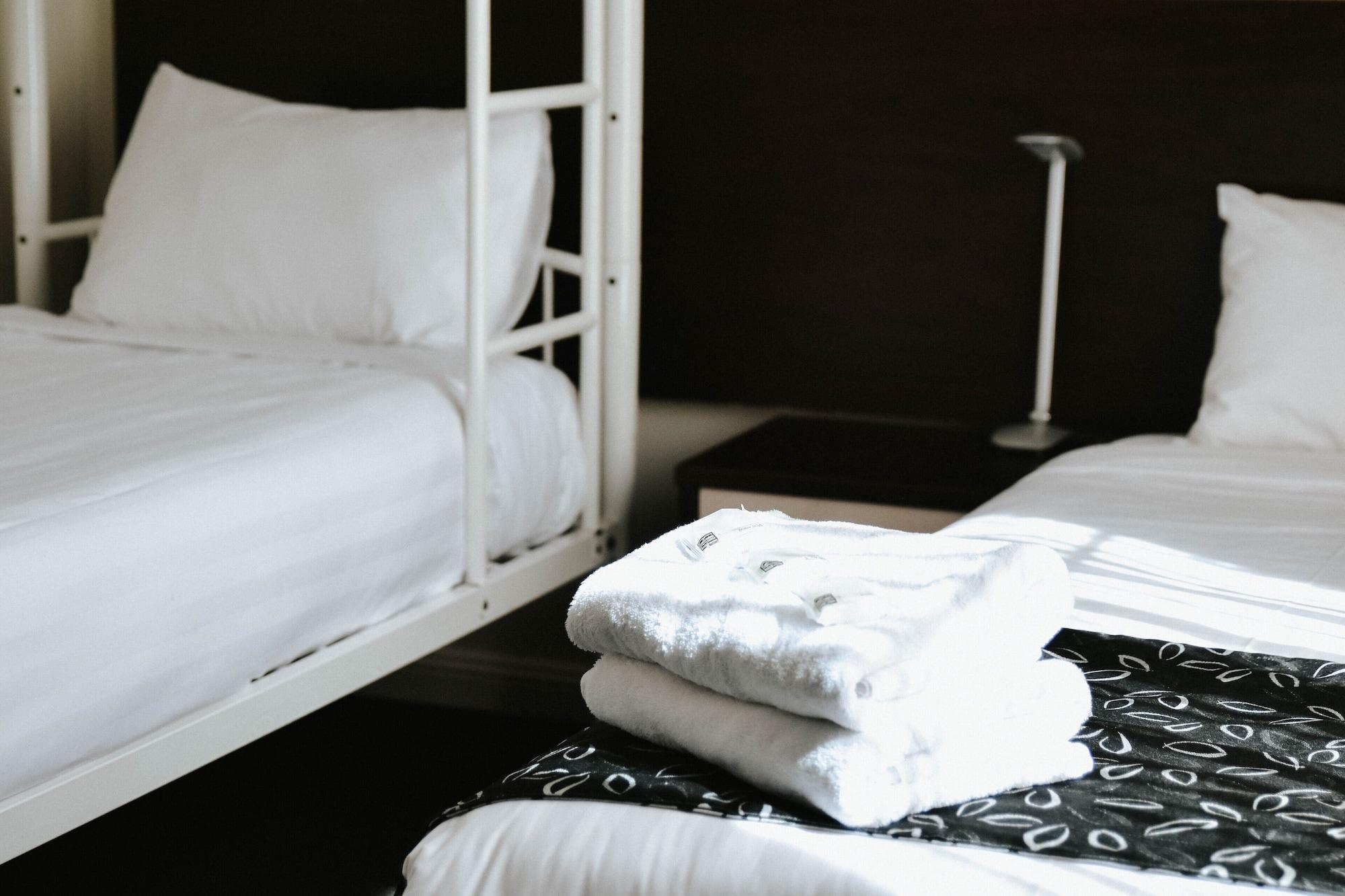 The Charles Hotel Wagga Wagga Buitenkant foto