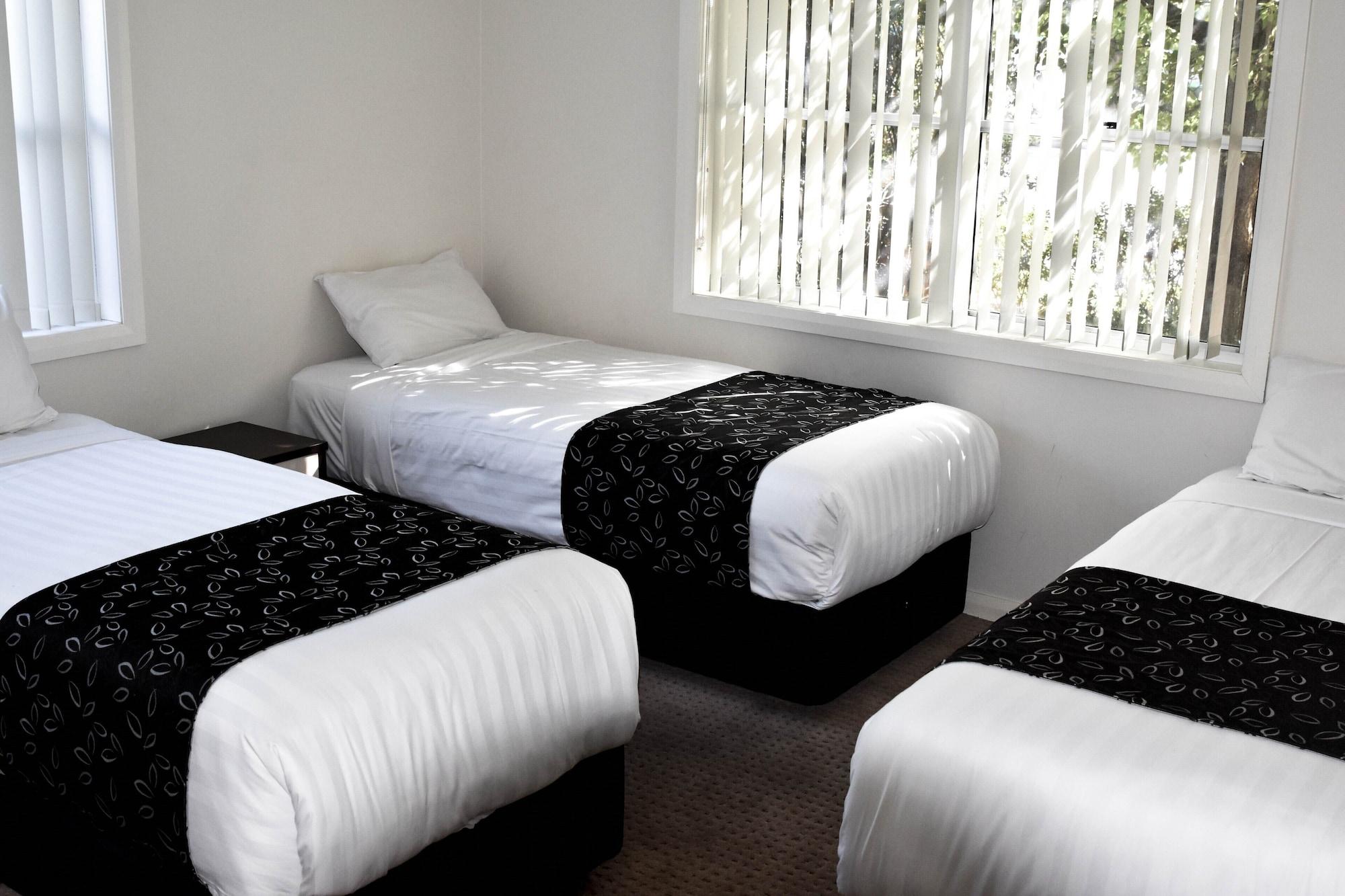 The Charles Hotel Wagga Wagga Buitenkant foto