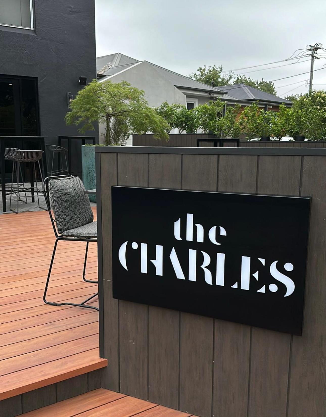 The Charles Hotel Wagga Wagga Buitenkant foto