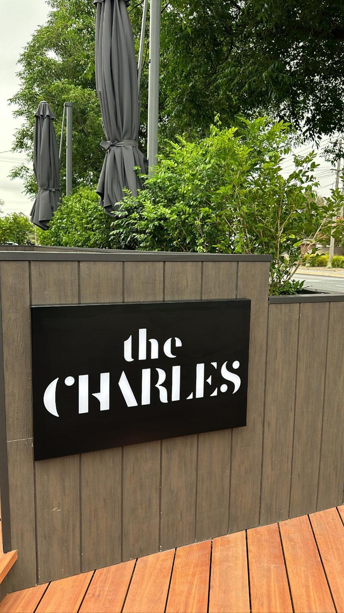 The Charles Hotel Wagga Wagga Buitenkant foto