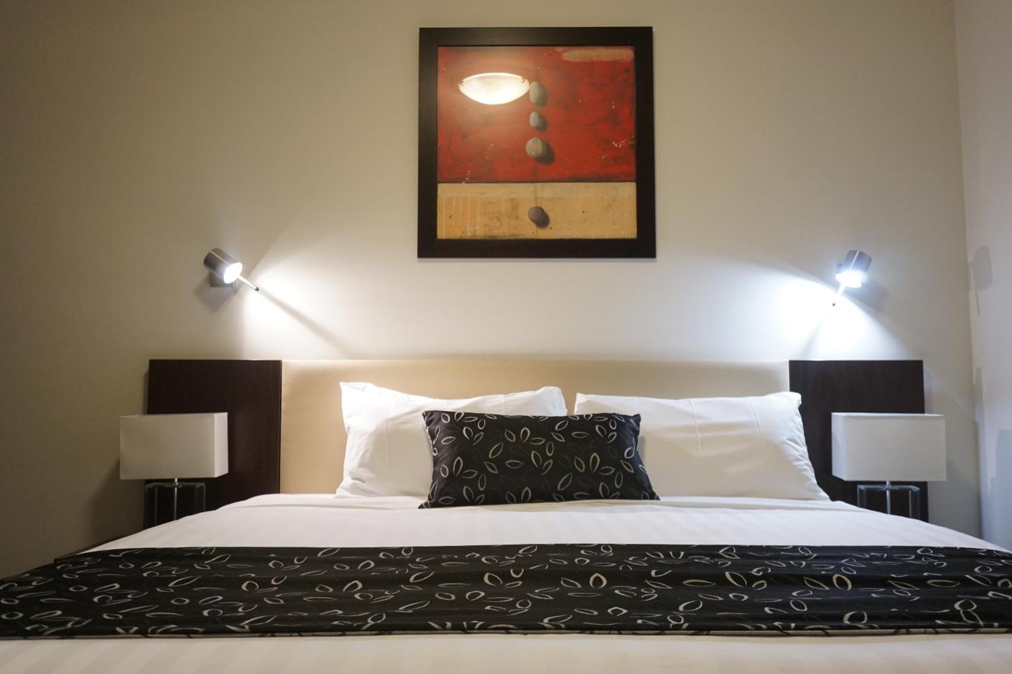 The Charles Hotel Wagga Wagga Buitenkant foto